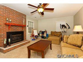 156 Castlerock Drive - Photo 14