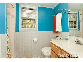 156 Castlerock Drive - Photo 15
