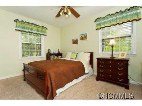 156 Castlerock Drive - Photo 18