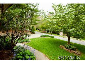 156 Castlerock Drive - Photo 4