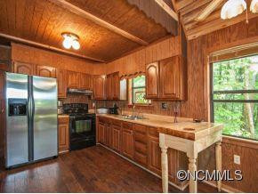830 SEASONS DRIVE - Photo 6