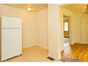 539 Oak Hill Court - Photo 11