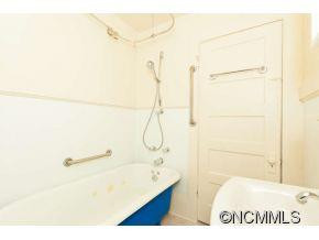 539 Oak Hill Court - Photo 14