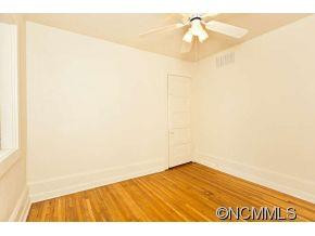 539 Oak Hill Court - Photo 16