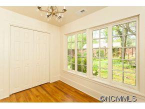 539 Oak Hill Court - Photo 8
