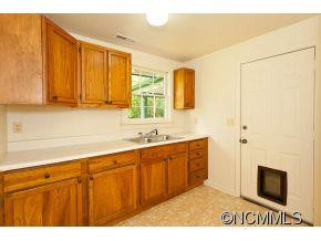 539 Oak Hill Court - Photo 10