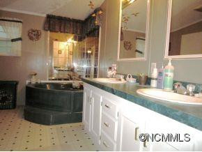 980 Jenkins Valley Road - Photo 9