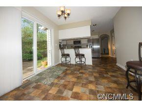 181 FOOTHILLS DRIVE - Photo 7