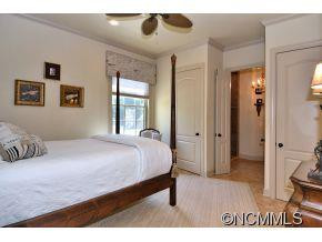 236 Pavilion Lane - Photo 17