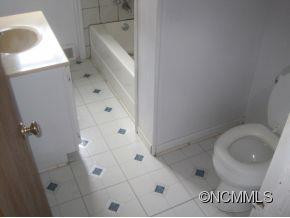  - Photo 5