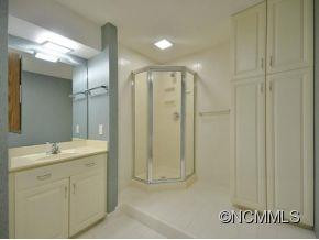 526 Crowfields Lane - Photo 15