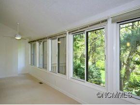 526 Crowfields Lane - Photo 4