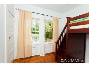 54 Madeline Avenue - Photo 12