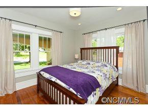54 Madeline Avenue - Photo 10