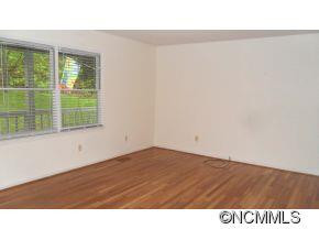 162 Mount Royal Drive - Photo 4