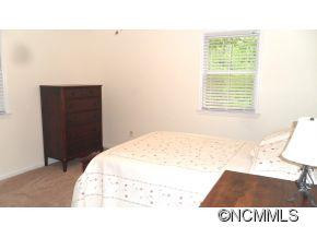 162 Mount Royal Drive - Photo 9