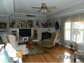 521 Cecil's Way - Photo 18