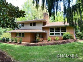 6 MOUNTAINBROOK ROAD