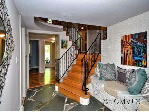 6 MOUNTAINBROOK ROAD - Photo 5