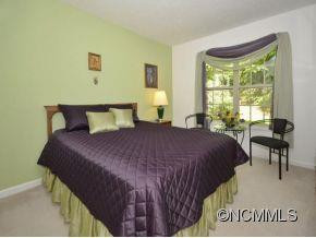 18 TALL PINES ROAD - Photo 16