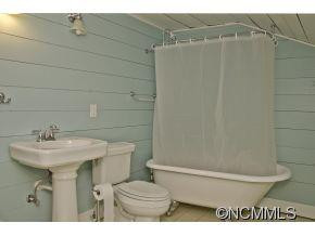  - Photo 10