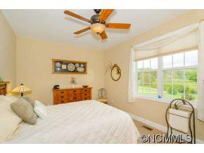 40 Charles Marlowe Drive - Photo 15
