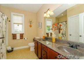 40 Charles Marlowe Drive - Photo 16