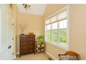 40 Charles Marlowe Drive - Photo 18