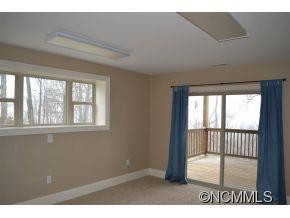 570 Shadyside Drive - Photo 17