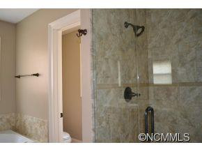 570 Shadyside Drive - Photo 3
