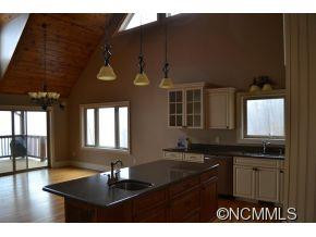570 Shadyside Drive - Photo 8