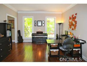 930 Woodvine Road - Photo 13