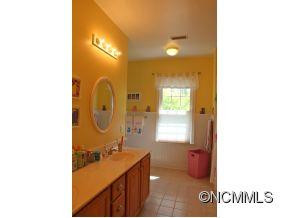 930 Woodvine Road - Photo 16