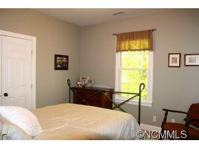930 Woodvine Road - Photo 20