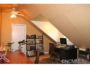 930 Woodvine Road - Photo 21