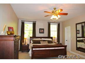 930 Woodvine Road - Photo 6
