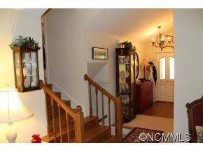100 Floral Drive - Photo 11
