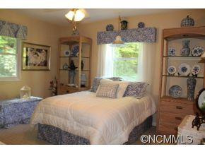 100 Floral Drive - Photo 14