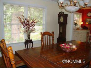 320 REGAL ST - Photo 5