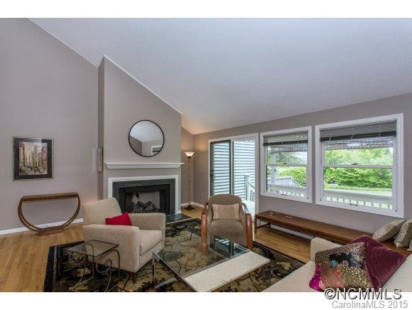 77 Chestnut St. #105 - Photo 3