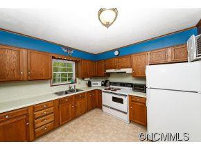221 West Poplar Drive - Photo 11