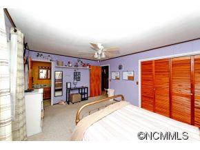 221 West Poplar Drive - Photo 13