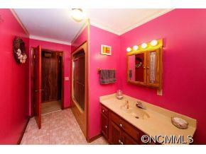 221 West Poplar Drive - Photo 15