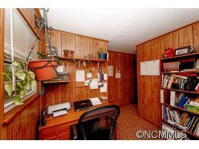 221 West Poplar Drive - Photo 17