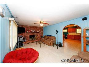 221 West Poplar Drive - Photo 3