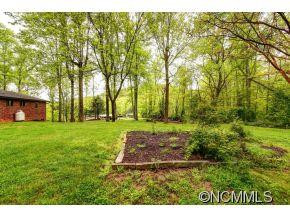 221 West Poplar Drive - Photo 22