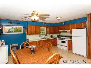221 West Poplar Drive - Photo 8