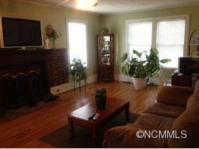 184 Carroll Avenue - Photo 4