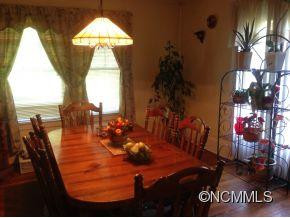 184 Carroll Avenue - Photo 8