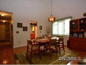 302 WATER OAK LANE - Photo 5